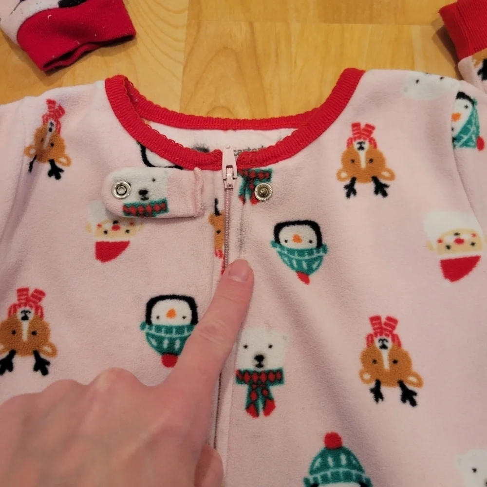 Carter's Christmas Pajamas Fleece Long Sleeve Footie Pajamas Size 24 Months